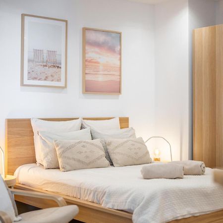 Appartement Bord De Mer « La Petite Ma-Line » Кань-сюр-Мер Экстерьер фото